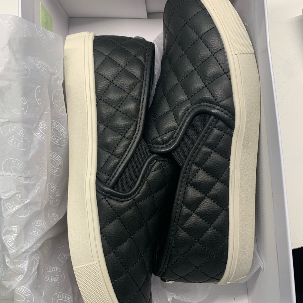 Steve Madden Ecentrcq